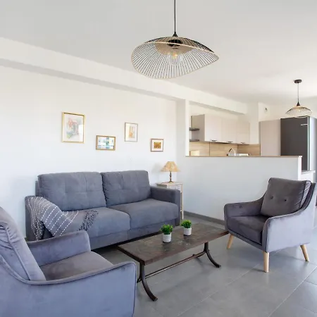 Rive De By Interhome *